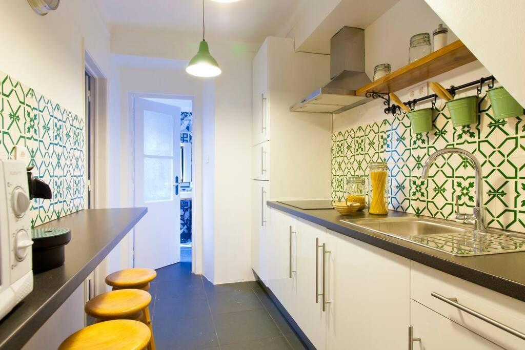 Lisbon Sant'Anna Apartments ภายนอก รูปภาพ